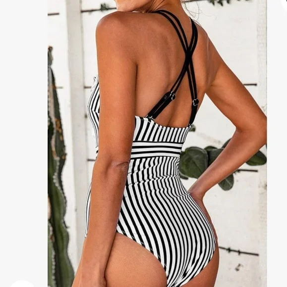 Plunge Neck One Piece‎ Swimsuit- Sized Small black and white striped ruffle neck - Picture 3 of 8